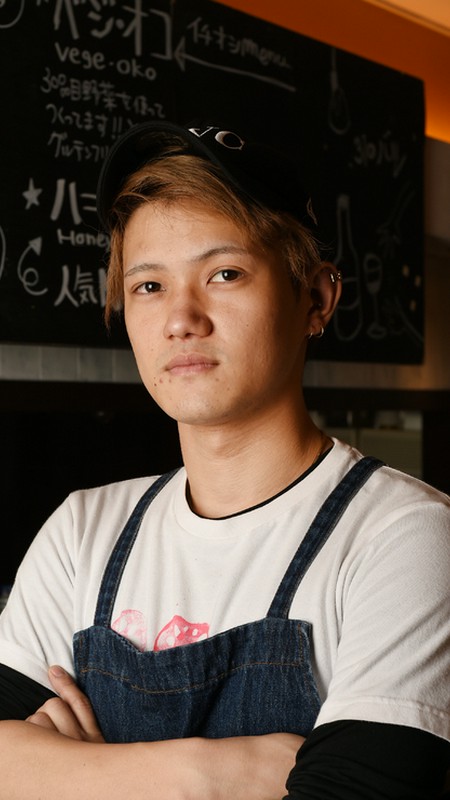 伊佐地　敦司 氏