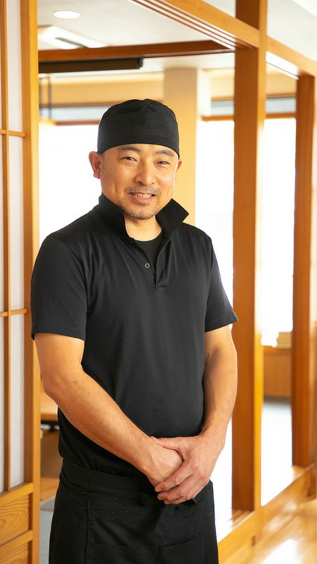 塚本　典之 氏