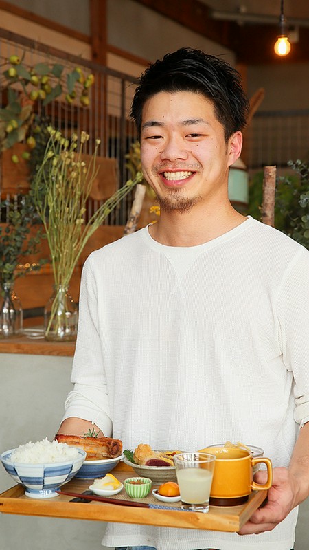 峯　健太 氏