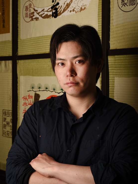 岸本　章寛 氏