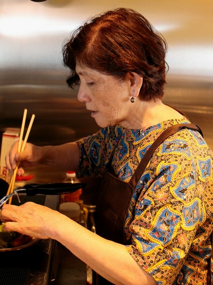 沖縄料理 あじまあ 銀座 居酒屋 の料理人 市来 秀美 氏 ヒトサラ 沖縄料理 あじまあ 銀座 居酒屋 の料理人 市来 秀美 氏 ヒトサラ