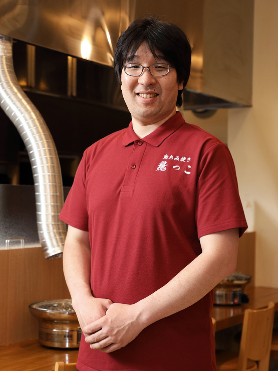 秋山　秀介 氏