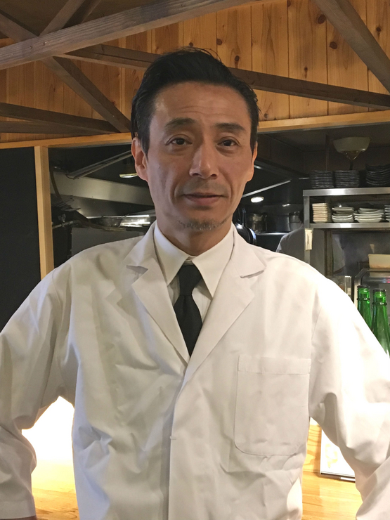 西崎　幸男 氏