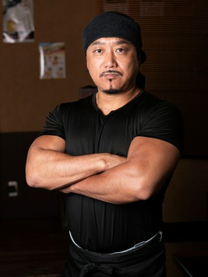 西口　富雄 氏