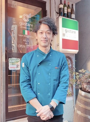 谷津　暁郎 氏
