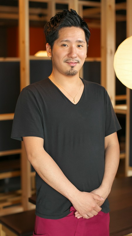 森本　芳充 氏