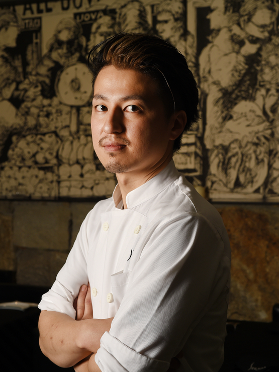 大塚　智也 氏
