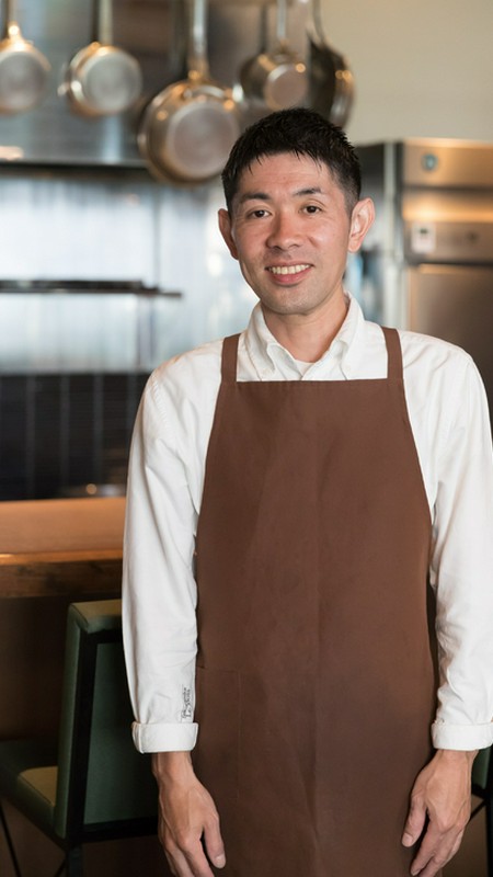 金城　暁 氏