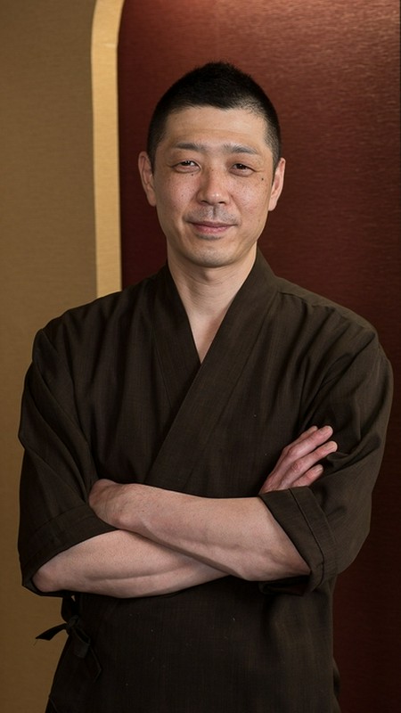 片岡　勝人 氏