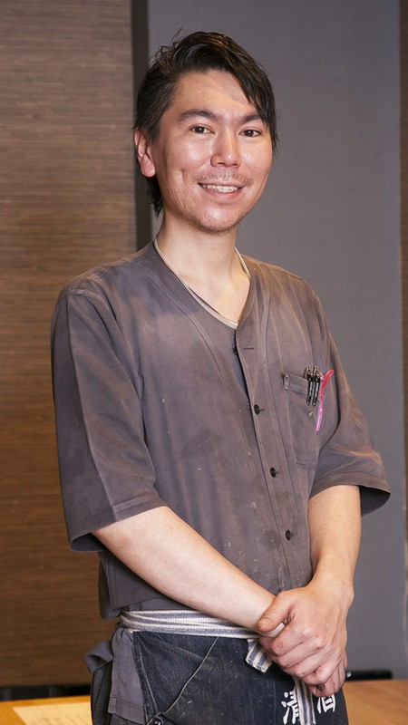 岩浅　武法 氏