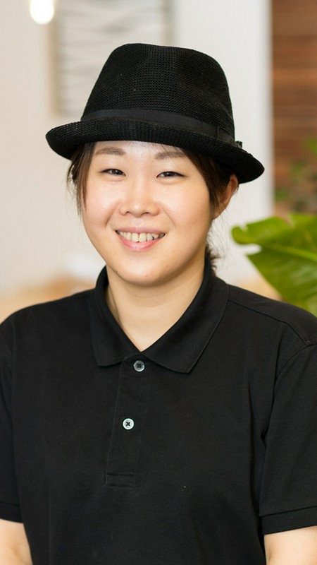 折橋　希実 氏