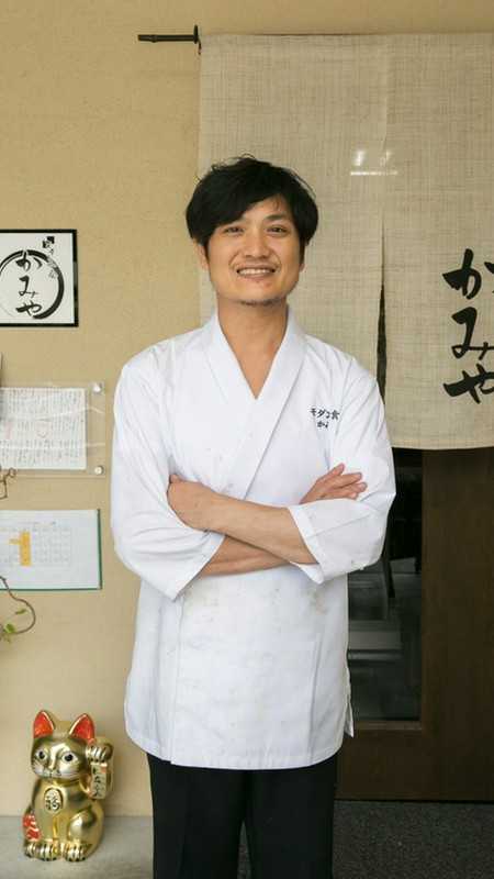 神子　卓 氏