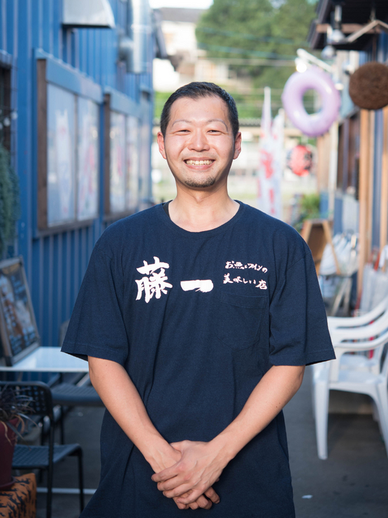 松平　拓 氏