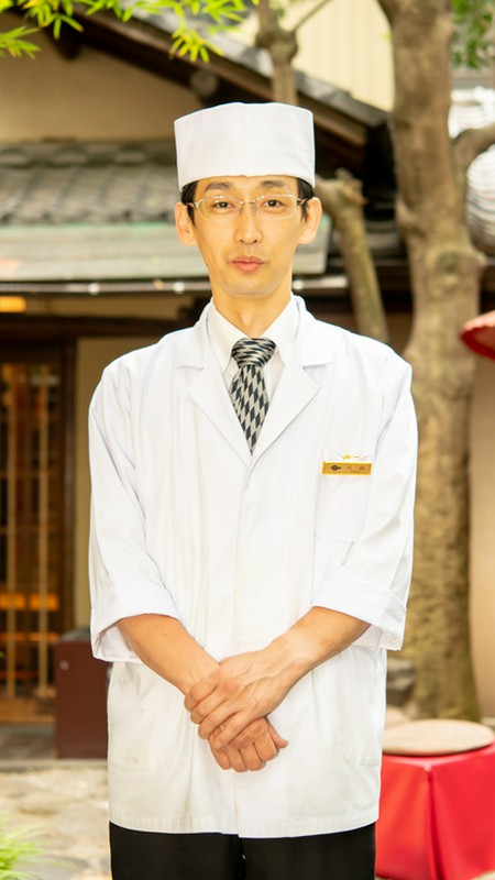 川副　広継 氏