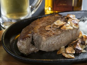 ステーキ&焼肉 極