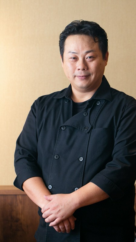 中西　理尊 氏