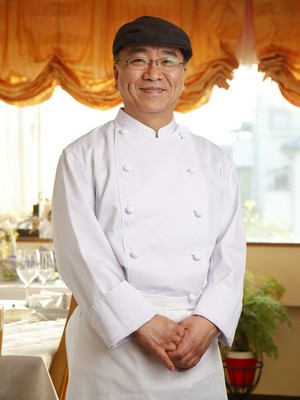 山口　隆 氏