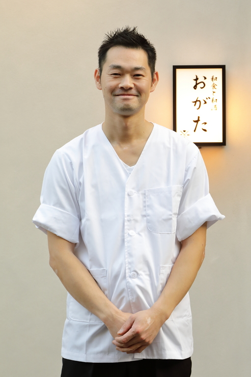 尾形　大輔 氏