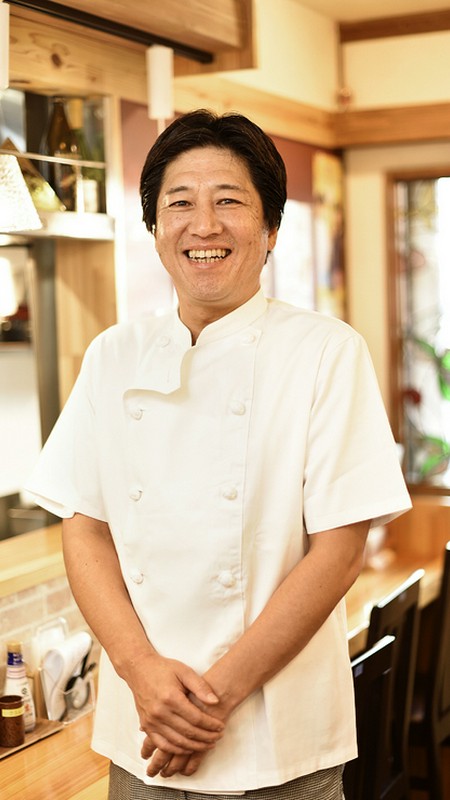 新倉　和幸 氏