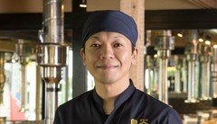 坪水　和浩 氏