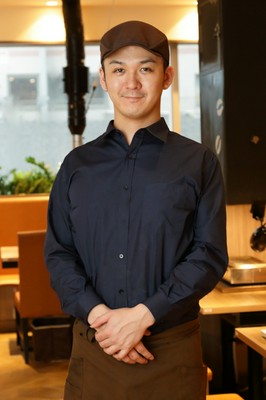 長谷川　吉聡 氏