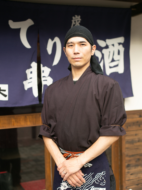 金毛利　洋介 氏