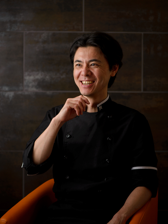 牛山　隆之 氏