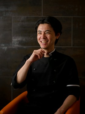 牛山　隆之 氏