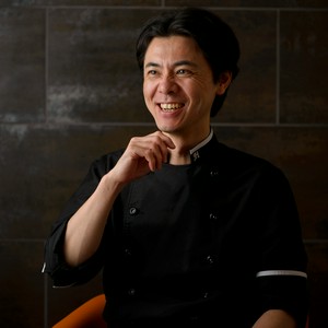 牛山　隆之