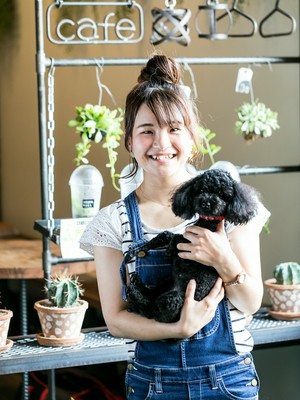 河合　栞奈 氏