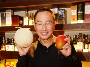小山　よしお 氏