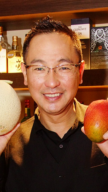 小山　よしお 氏