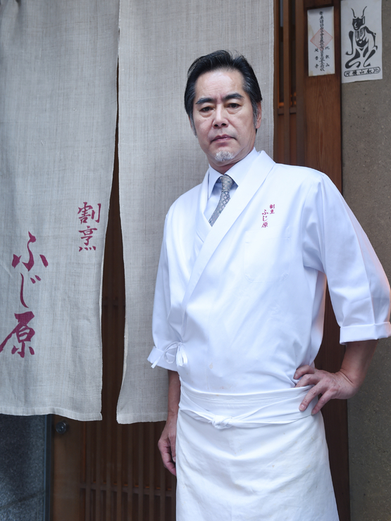 藤原　一駿也 氏