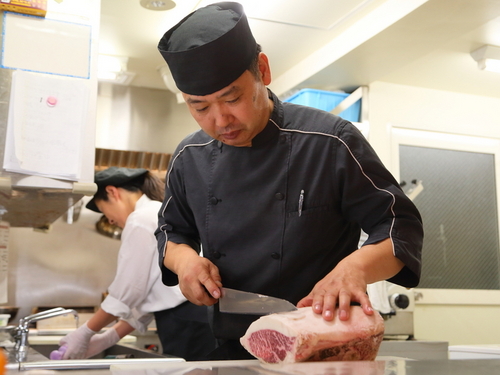 市川　善郎 氏