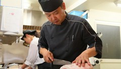 市川　善郎 氏