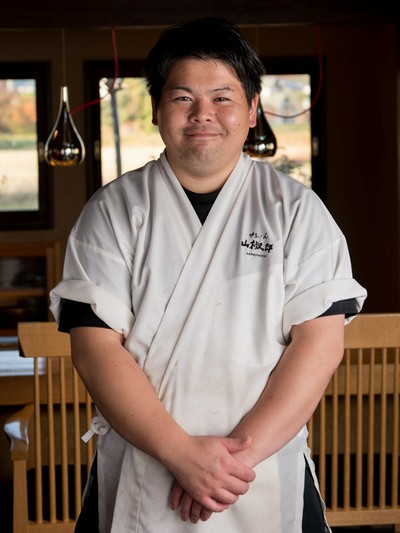 ゆふいん山椒郎 湯布院（由布）/日本料理・懐石・会席 料理人 山田 竜也 氏 | ヒトサラ