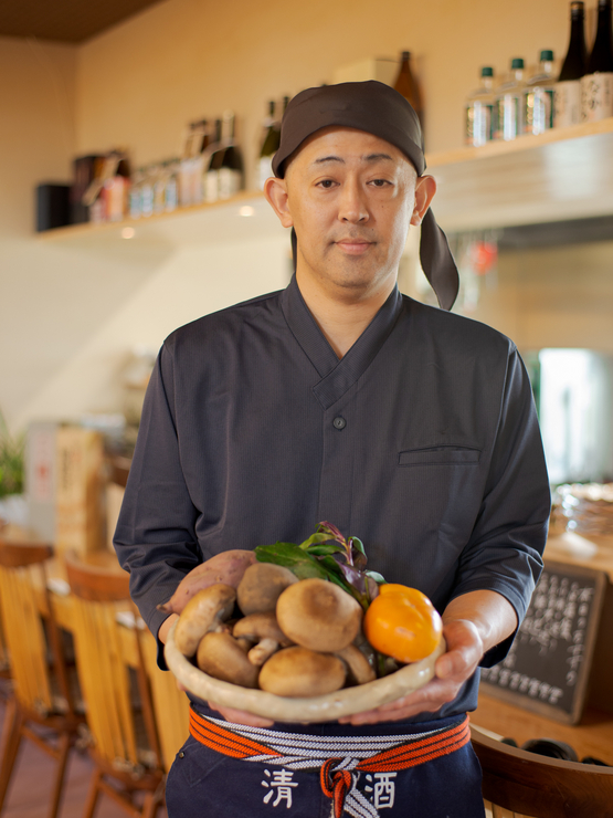 中前　文孝 氏