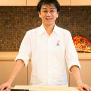 大須　俊也 氏