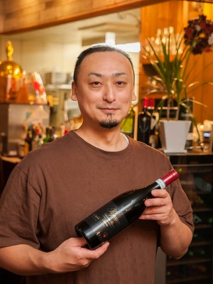前田　康博 氏