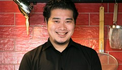 大崎　敬介 氏
