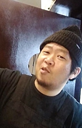 山本　修平 氏