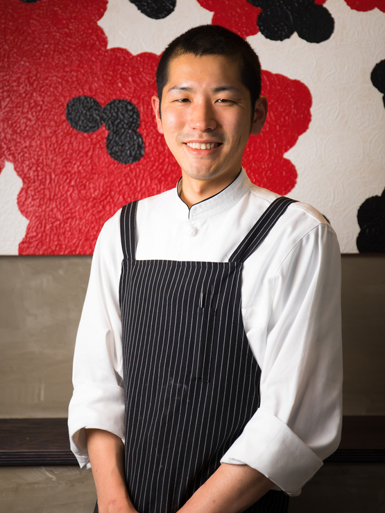 栗山　和也 氏
