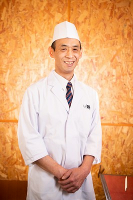 吉田　泰治 氏