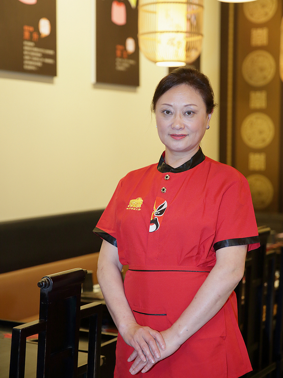 松枝　玉恵 氏