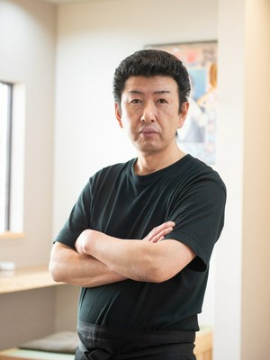 千代　万亀夫 氏