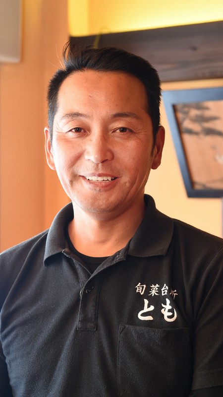 真砂　智充 氏