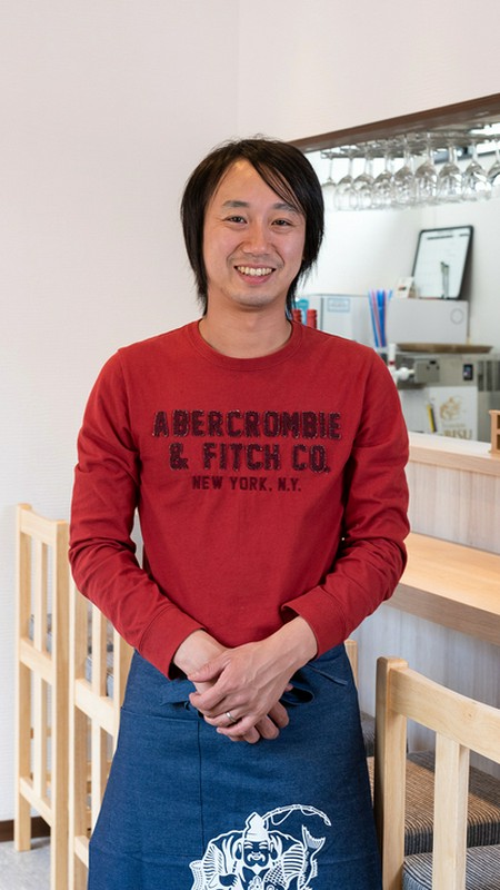 飯塚　隆博 氏