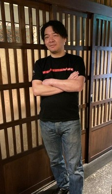 高橋　義晴 氏