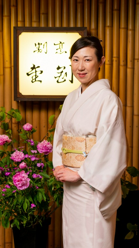 高橋　泰恵 氏