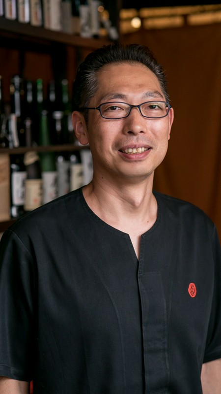 大日方　登 氏